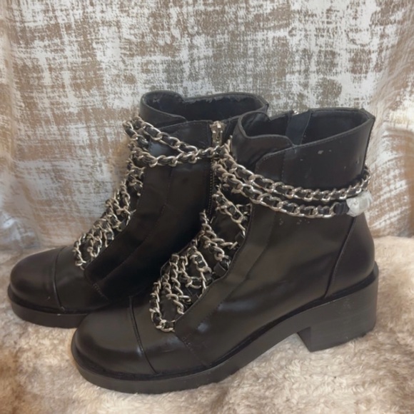 Zara leather chain lace up booties - Picture 3 of 7